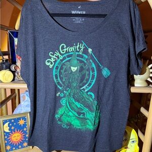 Wicked Women's Short Sleeve Tee - Gray and Green